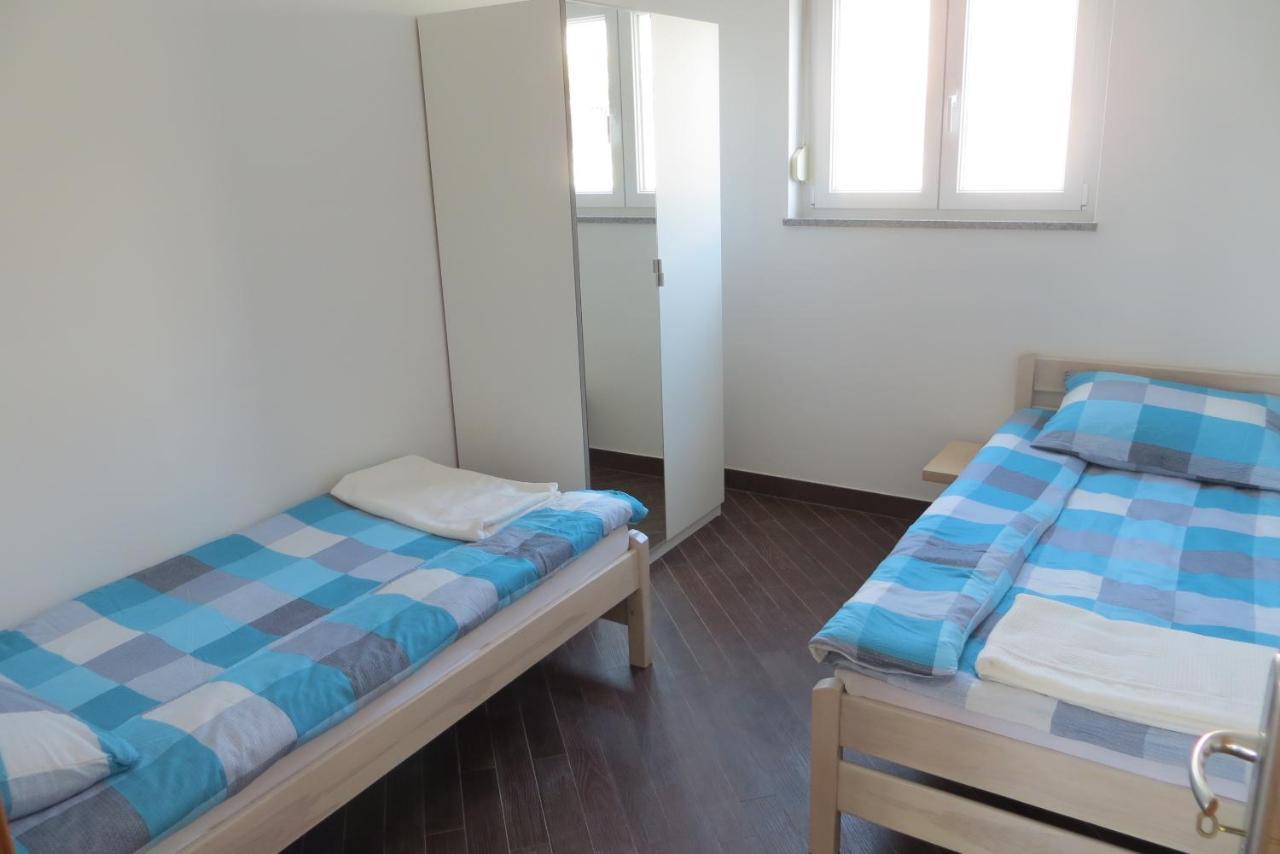 Mungos Apartment 策萨利卡 外观 照片