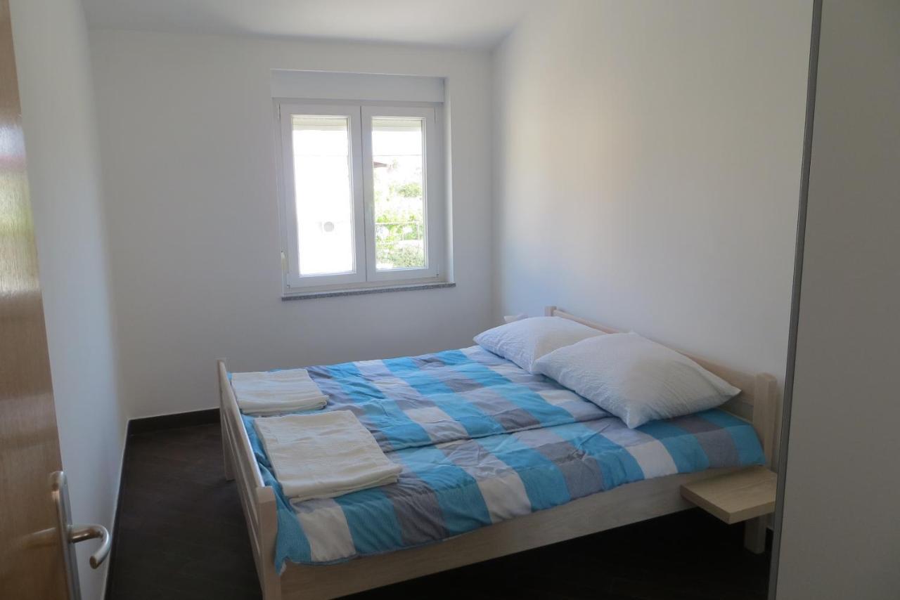 Mungos Apartment 策萨利卡 外观 照片