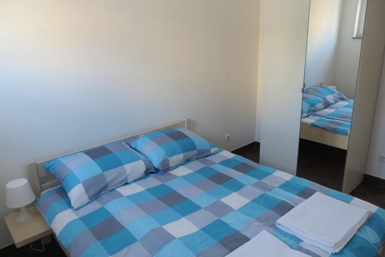 Mungos Apartment 策萨利卡 外观 照片