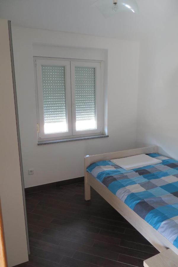 Mungos Apartment 策萨利卡 外观 照片